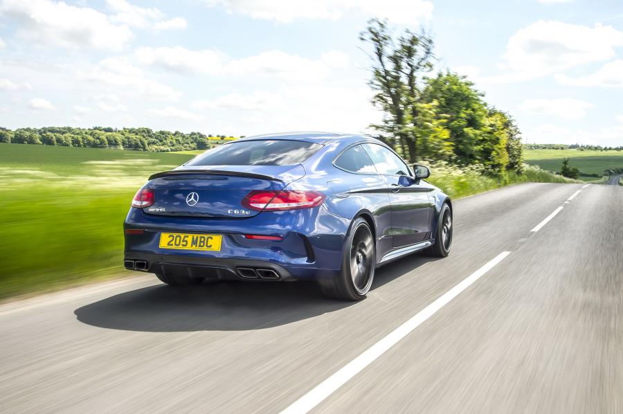  Mercedes-AMG C63 S Coupe 2016 года  (UK) (фото 6 из 30)